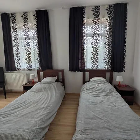 Alfoeldi Borok Haza بيت ضيافة